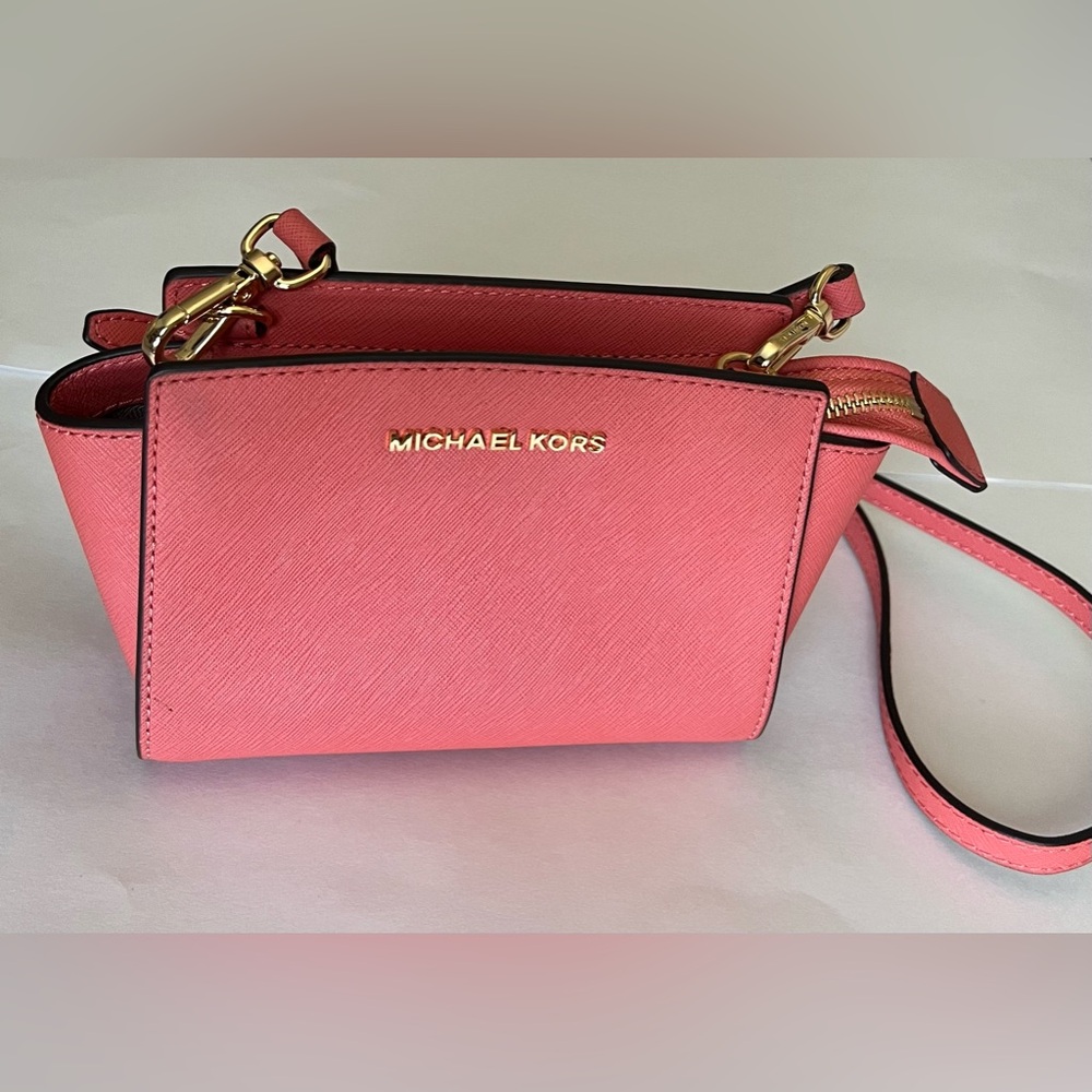 Michael Kors Selma mini crossbody bag